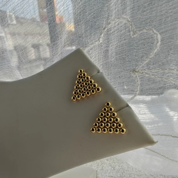 BEADED PYRAMID STUDS - Image 2