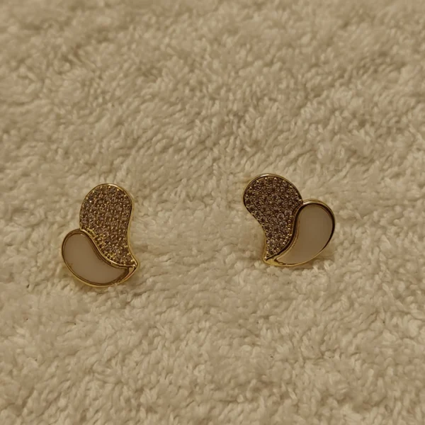 HEART STUDS - Image 3