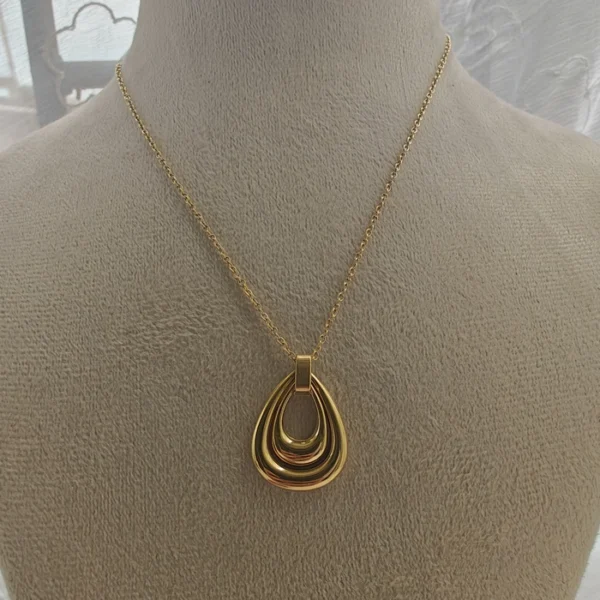 SMALL LEAF DROP NECKLACE - Image 2