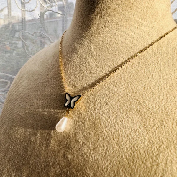 ANNABELLE BUTTERFLY DROP NECKLACE