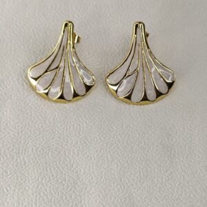  Emerald Radiance Hoops