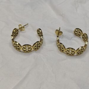 Leaf Pearl Stud Earrings