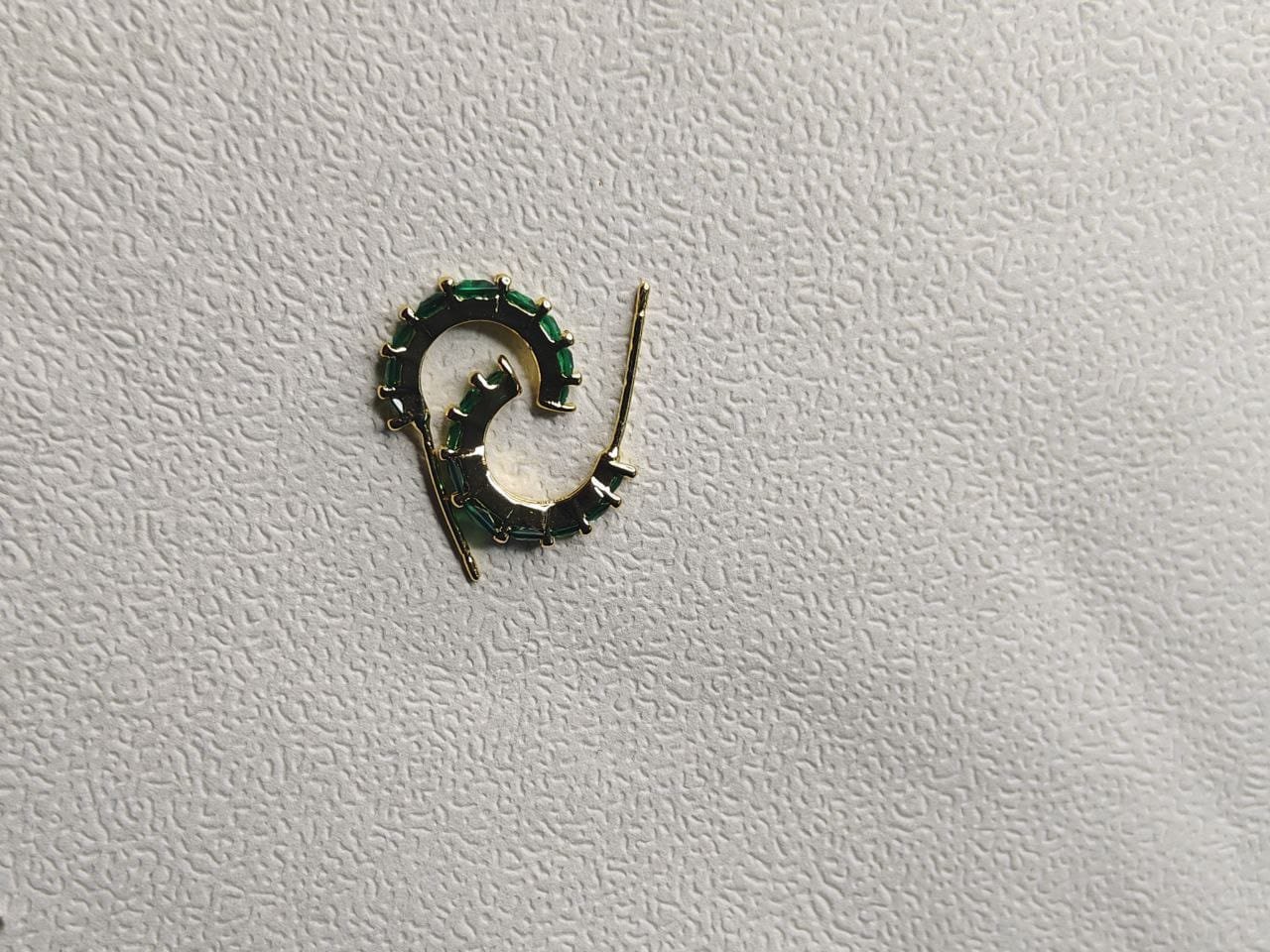 WhatsApp Image 2025-07-08 at 19.38.57 (1) Green Curve Ring