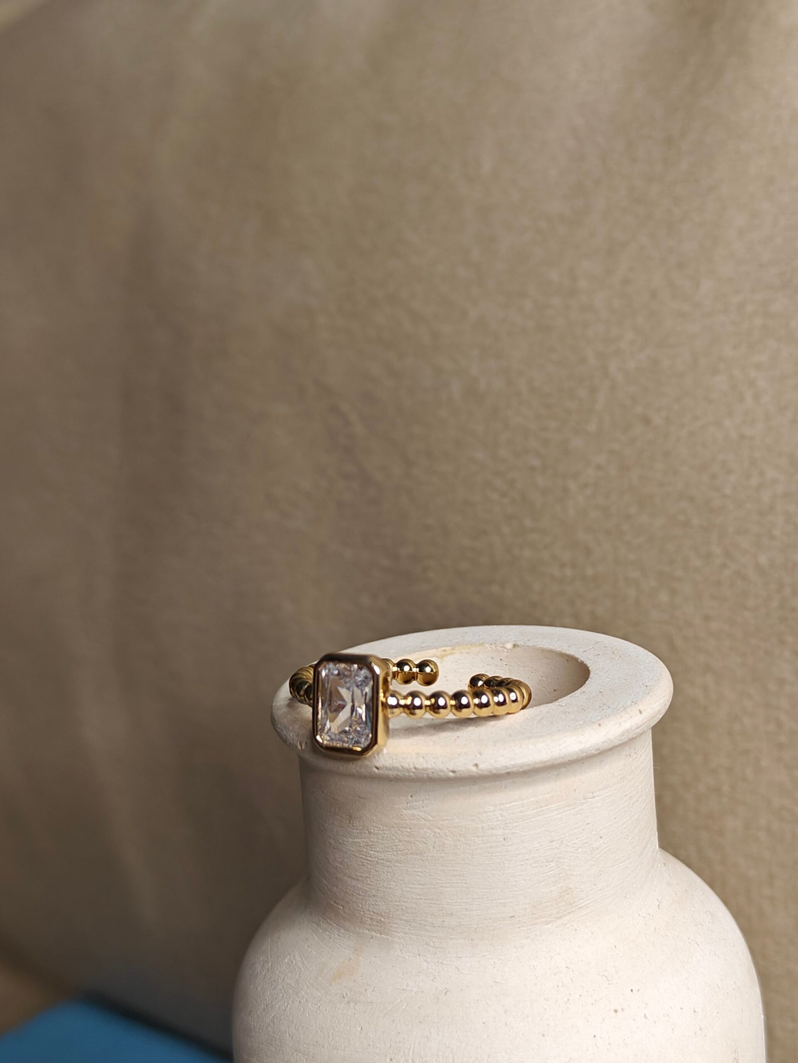 The Orbit Ring – Sculptural Gold Statement with Crystal Core