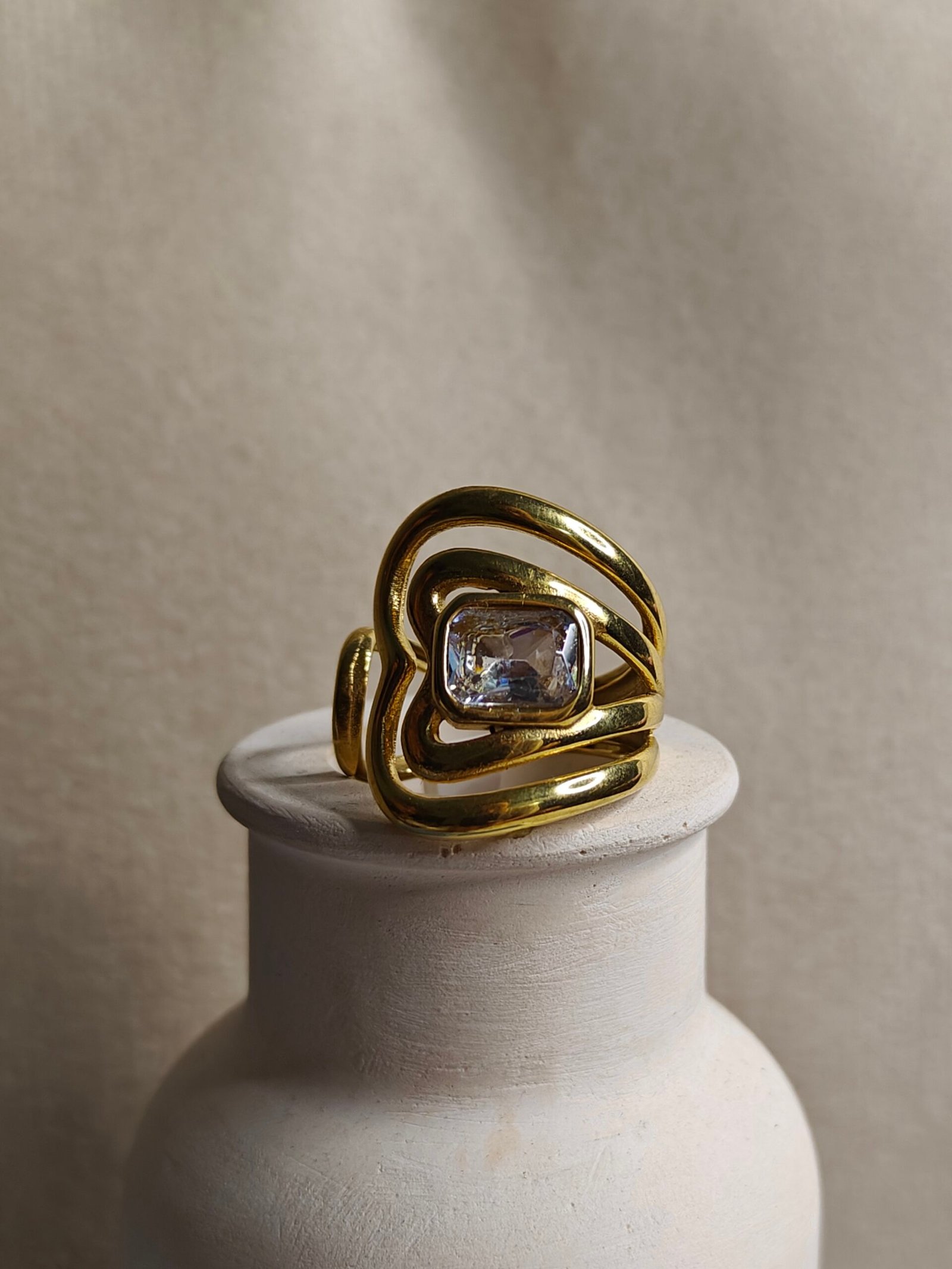 The Orbit Ring – Sculptural Gold Statement with Crystal Core