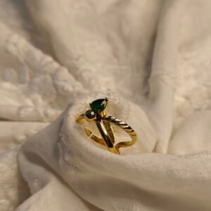 The Orbit Ring – Sculptural Gold Statement with Crystal Core
